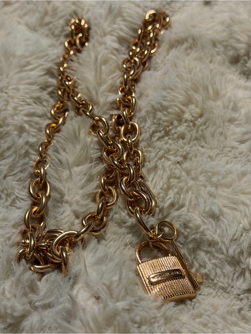 Michael Kors Rose Gold Chain belt, jJuicy Couture necklace and cuff bracelet - Picture 3 of 8